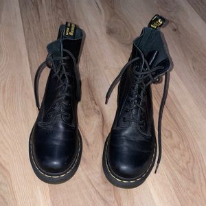Pascal Dr Martens